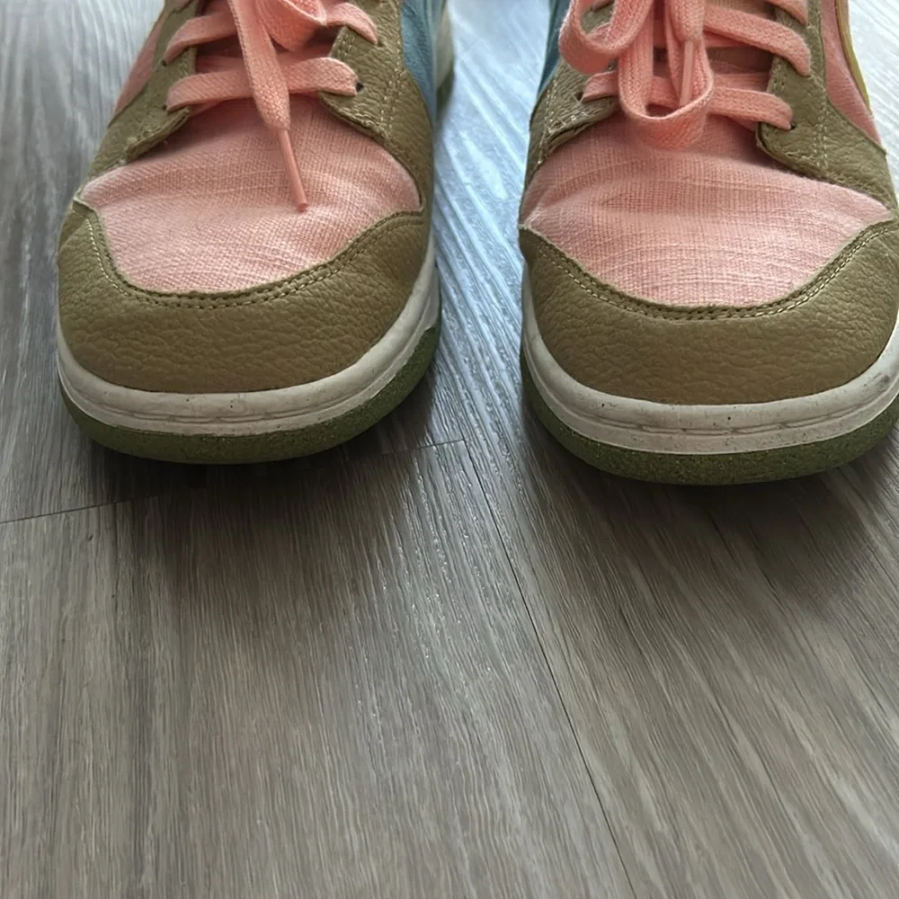 Nike Dunk Low Sun Club - Arctic Orange Sanded Gold - Picture 3 of 13